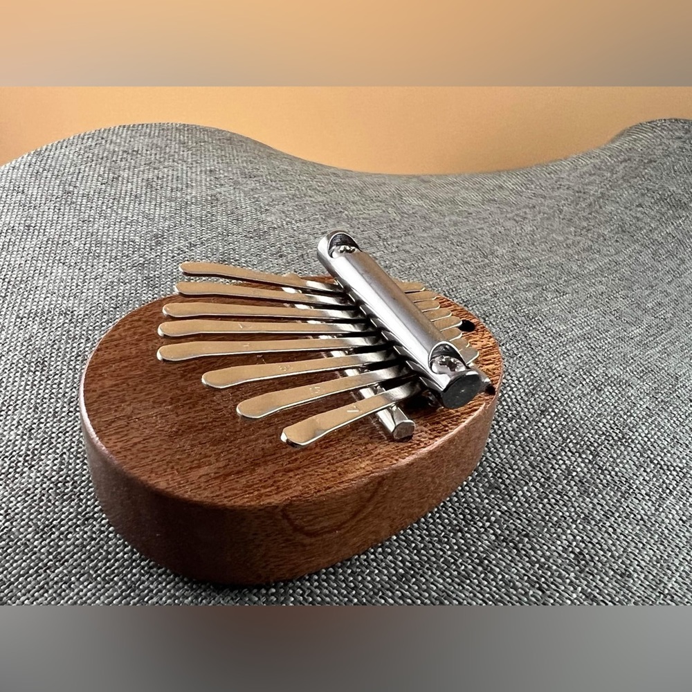 Mini Kalimba New Jewelry - Picture 1 of 2